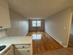 50 Danbury Dr in Methuen, MA - Building Photo - Building Photo