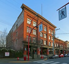 The Wilson Block in Victoria, BC - Building Photo