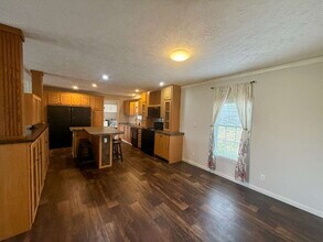 8185 Watermelon Rd in Adairville, KY - Building Photo - Building Photo