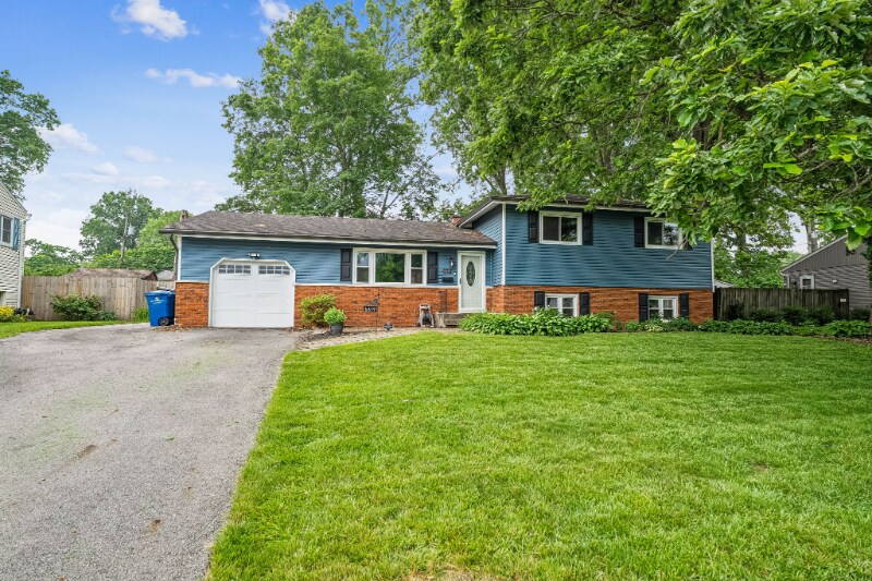 6619 Red Fox Rd in Reynoldsburg, OH - Building Photo
