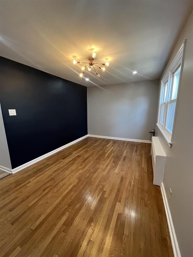 199 Hobart Ave in Bayonne, NJ - Building Photo - Building Photo
