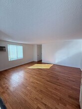 4432 Franklin Ave, Unit 8 in Los Angeles, CA - Building Photo - Building Photo