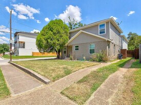 3201 Forest Park Blvd in Fort Worth, TX - Building Photo