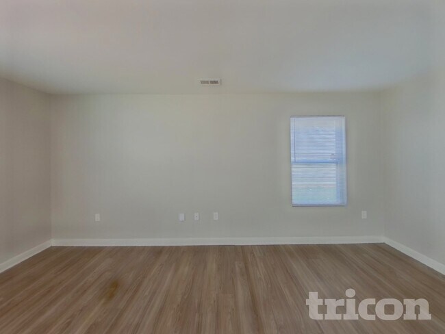 4916 Gibbons Link Rd in Charlotte, NC - Building Photo - Building Photo