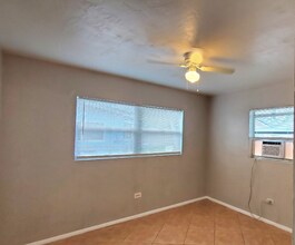 501 124th Street Gulf in Marathon, FL - Foto de edificio - Building Photo