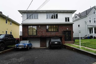 88 Terrace Ave