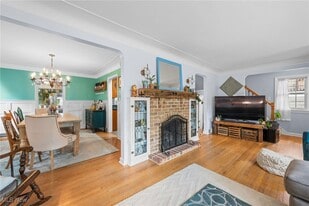 2244 Edgerton Rd in University Heights, OH - Building Photo