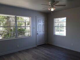 1104 Volusia St in Tallahassee, FL - Building Photo
