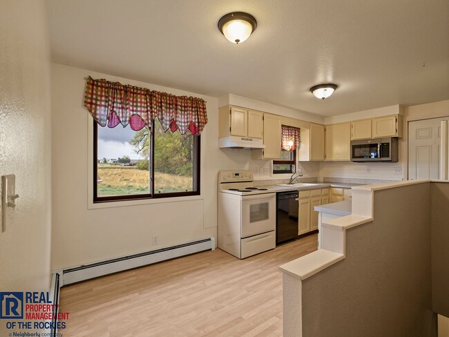 5304 E County Rd 66 in Wellington, CO - Building Photo - Building Photo