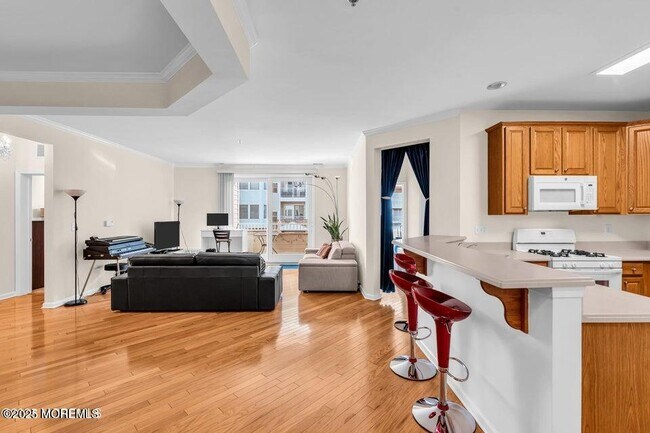 33 Cooper Ave in Long Branch, NJ - Building Photo - Building Photo