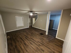 7381 Owasco Rd in Auburn, NY - Foto de edificio - Building Photo