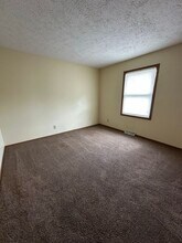 3895-3905 N Meadow Ridge Dr in Warsaw, IN - Building Photo - Building Photo