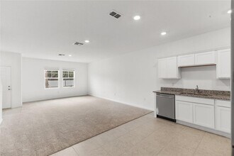 377 Grand Pne Ln in St. Cloud, FL - Building Photo - Building Photo