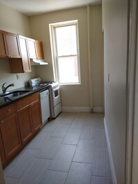 1185 Commonwealth Ave, Unit 11 in Boston, MA - Building Photo - Building Photo