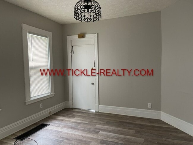 15 Edmonds St in Rochester, NY - Building Photo - Building Photo