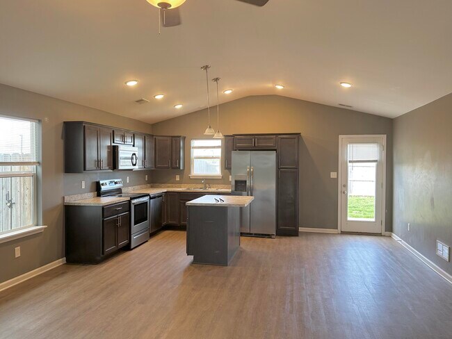 2605 Hailey Rose Way in Lexington, KY - Building Photo - Building Photo