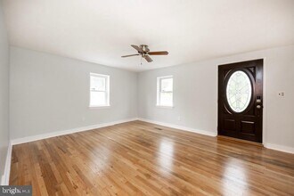 4 Buttonwood Ave in Malvern, PA - Building Photo - Building Photo