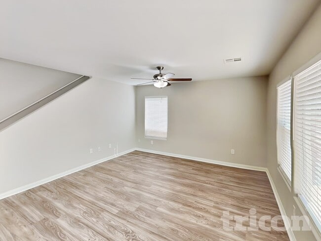 129 Snow Dome Ave in North Las Vegas, NV - Building Photo - Building Photo