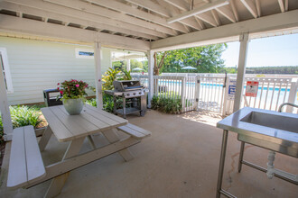 South Pointe Apartments and Homes in Foley, AL - Foto de edificio - Building Photo