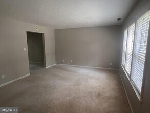 44236 Pine Creek Ln in California, MD - Building Photo - Building Photo