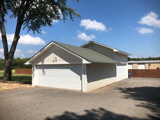 2374 Heber Springs Rd W in Quitman, AR - Foto de edificio - Building Photo