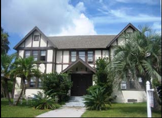 Grandview Manor in Daytona Beach, FL - Foto de edificio - Building Photo