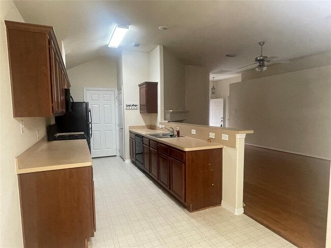 1817 Sherwood Forest Cir in League City, TX - Building Photo - Building Photo