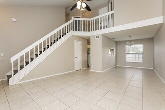 1034 Burnett St in Oviedo, FL - Building Photo - Building Photo