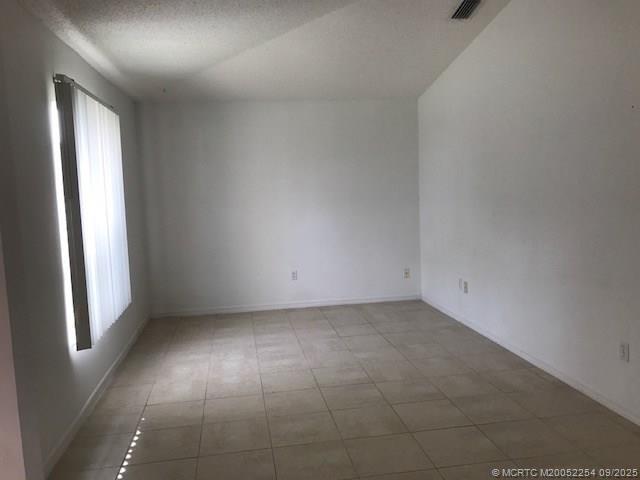 1180 SE Ladner St in Port St. Lucie, FL - Building Photo - Building Photo