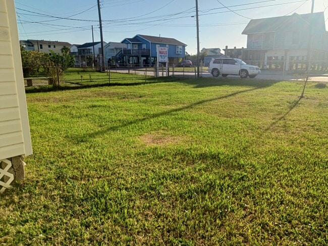 2109 Victory St in Galveston, TX - Building Photo - Building Photo