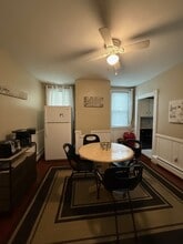 75 Mill St, Unit 75 Mill 1st Floor in New Bedford, MA - Building Photo - Building Photo