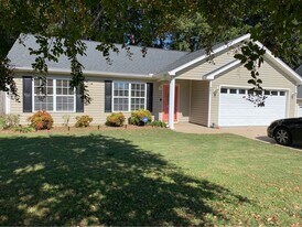 591 Hamilton Chase Dr in Moore, SC - Building Photo