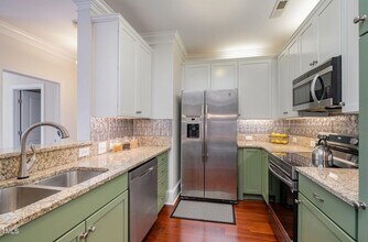 201 Finsbury St in Durham, NC - Building Photo - Building Photo
