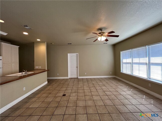 3049 Pine Valley Dr in New Braunfels, TX - Building Photo - Building Photo