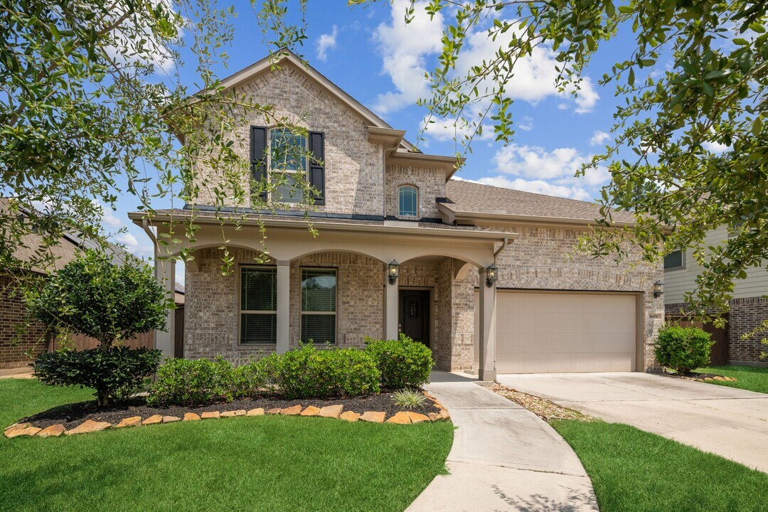 16870 Olympic National Dr in Atascocita, TX - Building Photo