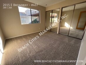 2015 E Broadway in Long Beach, CA - Building Photo - Building Photo