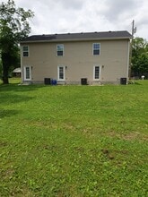 406 Hedgemont Ave in Fayetteville, TN - Building Photo - Building Photo
