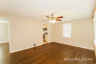 9 W 89 Terrace in Kansas City, MO - Building Photo - Building Photo