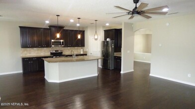 83117 Purple Martin Dr in Yulee, FL - Building Photo - Building Photo