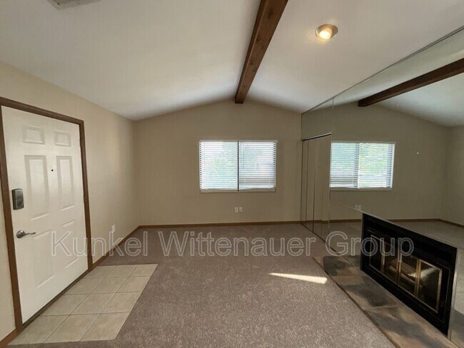 185 Eagle Ridge in O'Fallon, IL - Building Photo - Building Photo