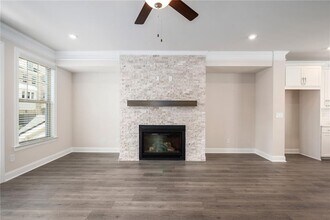 1363 Live Oak Ln in Brookhaven, GA - Building Photo - Building Photo
