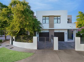 3443 Shipping Ave in Miami, FL - Building Photo