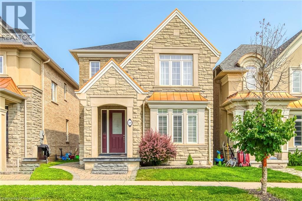 530 Charles Potter Ln in Oakville, ON - Building Photo