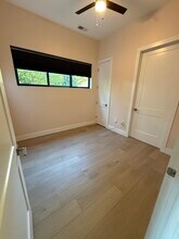 501 E 37th St, Unit Condo in downtown Noda in Charlotte, NC - Building Photo - Building Photo