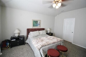 3333 Brosnan Rd in Lorena, TX - Building Photo - Building Photo