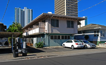 1237 Kamaile St in Honolulu, HI - Building Photo - Building Photo