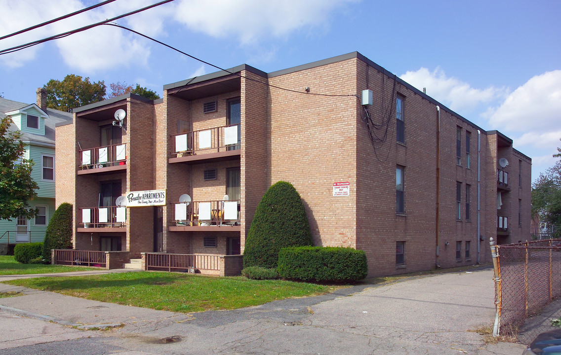 Posalee Apartments in Quincy, MA - Building Photo