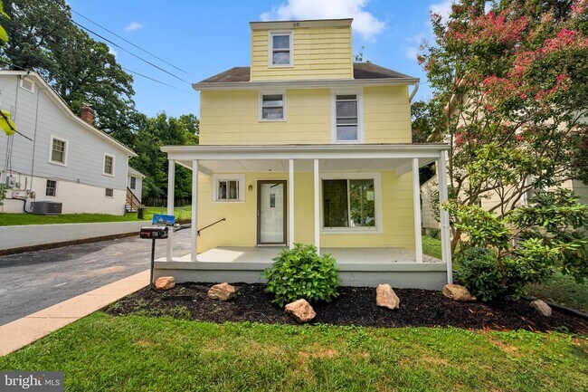 property at 710 Silver Spring Ave
