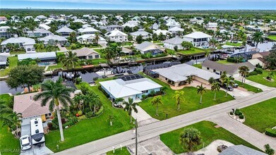 6163 Plumosa Ave in Ft. Myers, FL - Building Photo - Building Photo