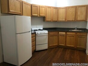 1595 Beacon St in Brookline, MA - Building Photo - Building Photo